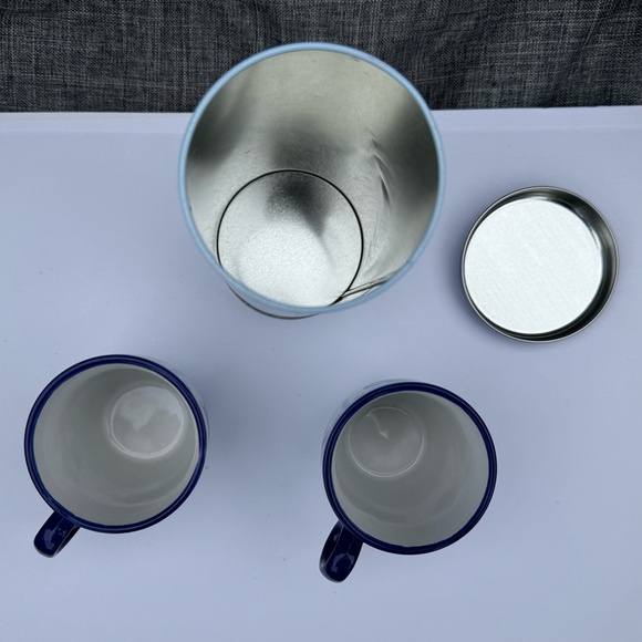 Dutch coffee tin and 2 cup set - Picture 4 of 5